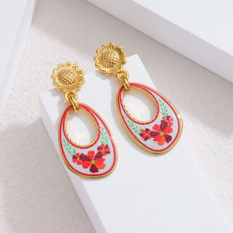 Ethnic Fashion Wear For Women - Brincos de estilo étnico com padrão