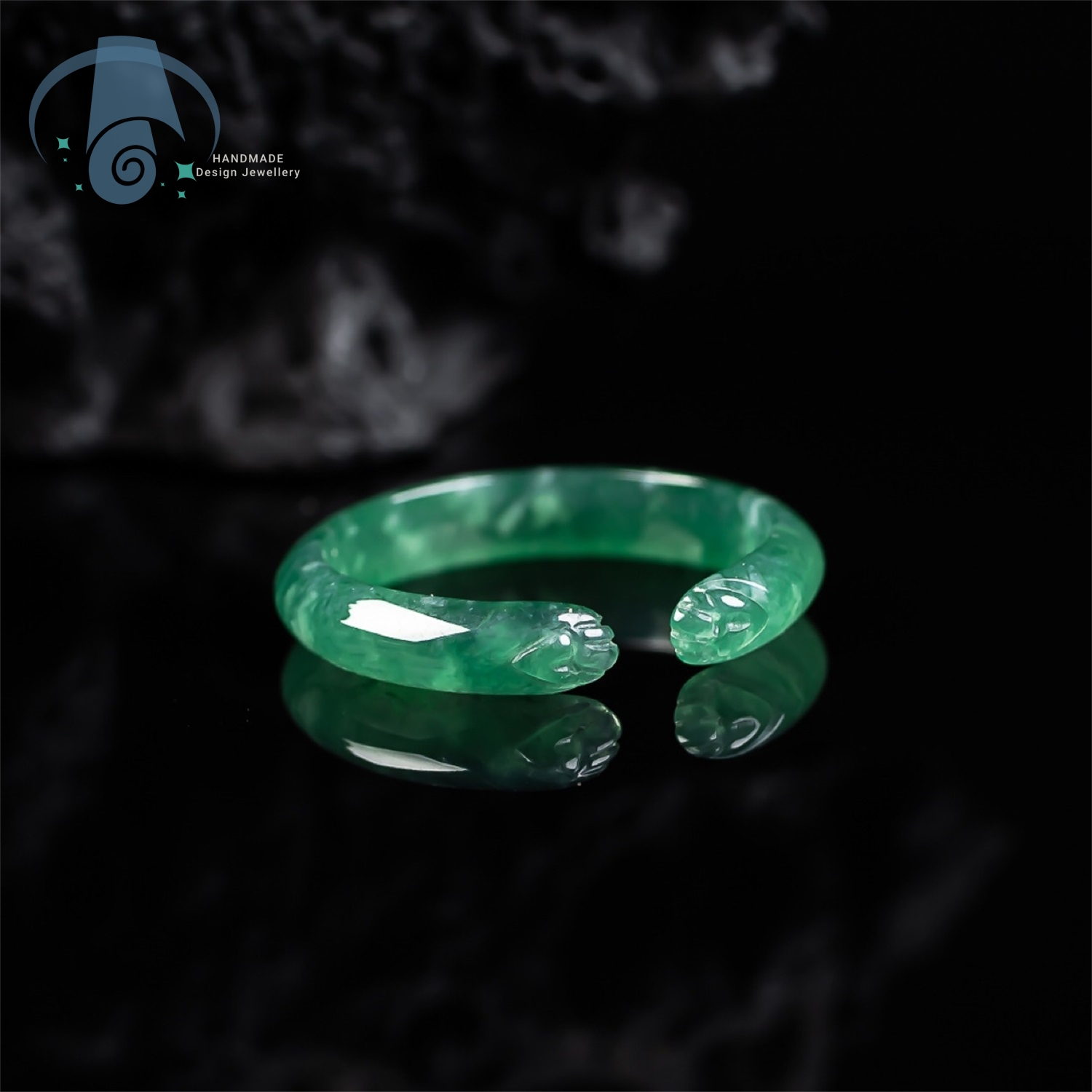 Ethnic Chic Fashion - Anel de Dedo Feminino de Jade