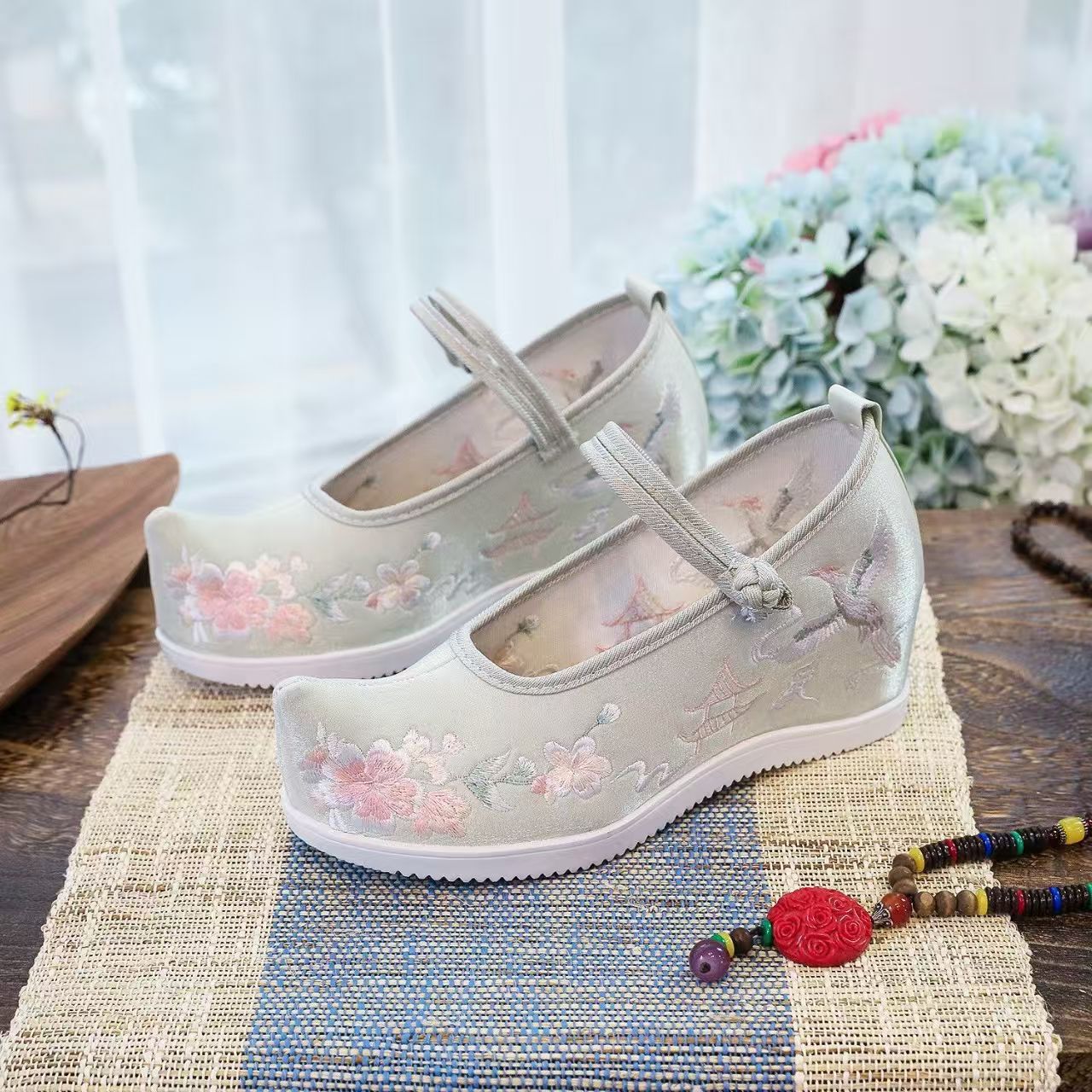 Mulheres aumentadas sapatos bo - Ethnic Fabric avaliação e preço