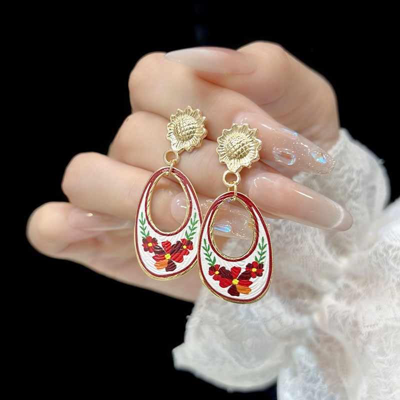 Brincos de estilo étnico com p - Ethnic Fashion Wear For Women avaliação e preço